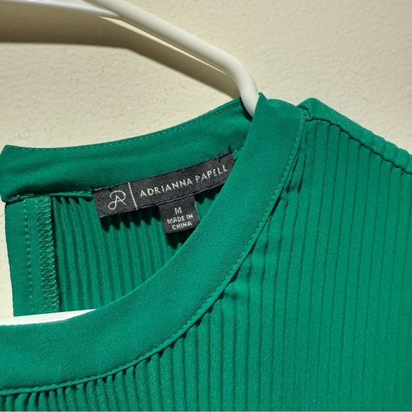 Adrianna Papell Green Pleated Blouse - Picture 2 of 9